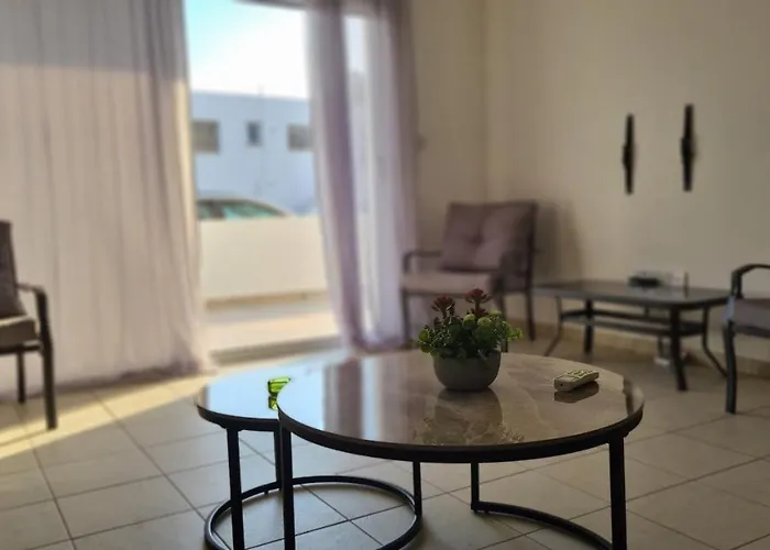 Nissi 86 Apartment